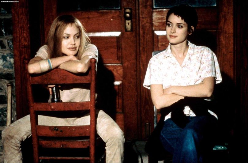 Girl-Interrupted-Movie-Still-girl-interrupted-16264613-2280-1500-810x532